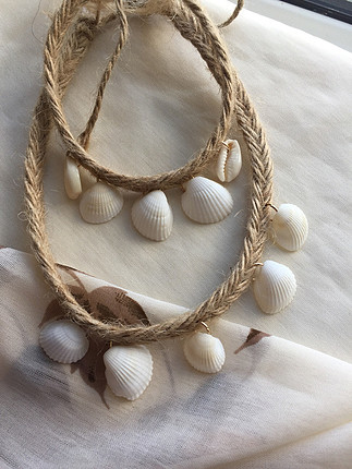 Accessorize Kolye ve halhal 