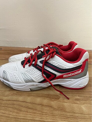 Babolat 38 numara Tenis Ayakkabısı.