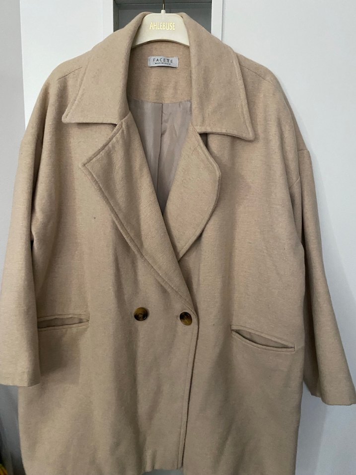 Düğmeli Krem Rengi Kadın Kaban - Görsel 4