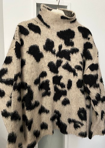 Leopar Desenli Boğazlı Kadın Kazak - Görsel 4