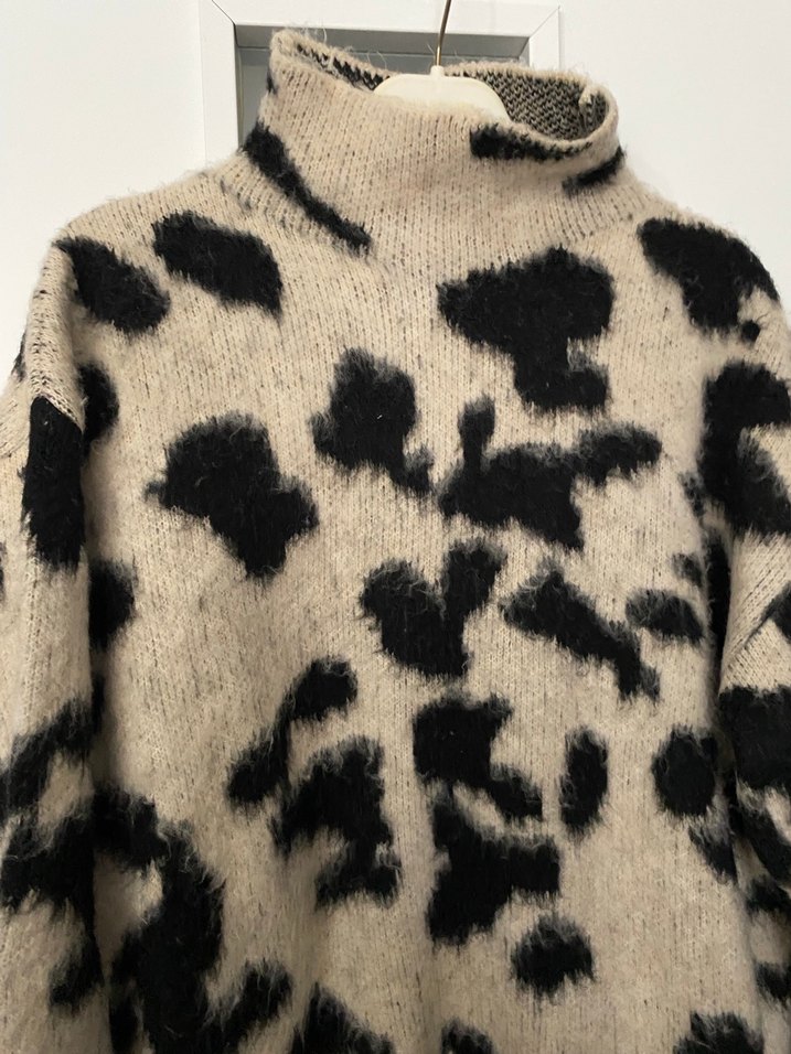 Leopar Desenli Boğazlı Kadın Kazak - Görsel 3