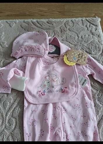 Diğer Etiketli kiz bebek urunleri 2li set