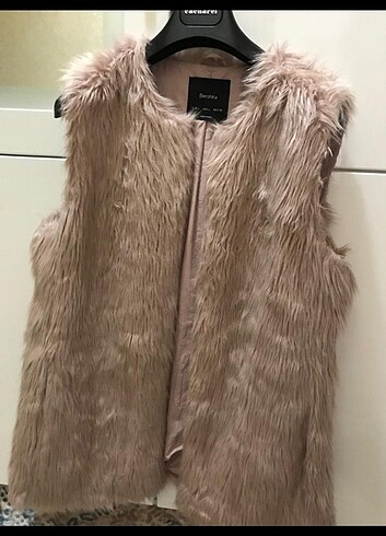 Bershka peluş tüylü yelek