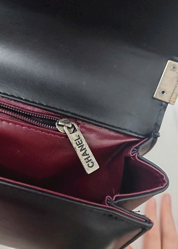 Zincir Detaylı Siyah Deri Kadın Çanta - Görsel 4