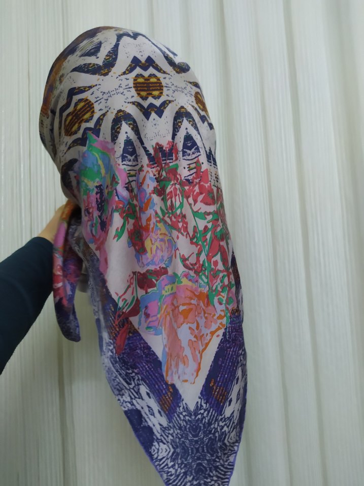 Aker İpek eşarp - Görsel 2