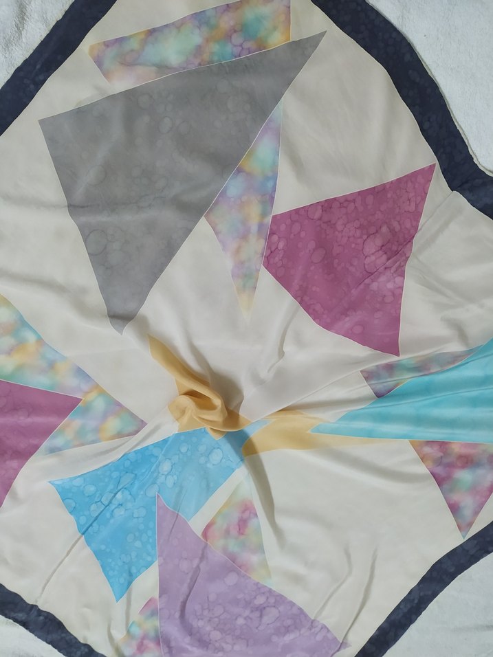 büyük boy vitinge İpek eşarp - Görsel 3