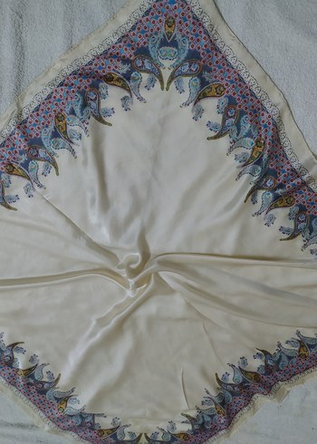 ipek eşarp - Görsel 5