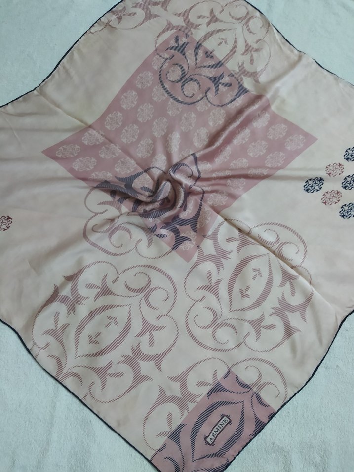 Armine İpek eşarp - Görsel 3