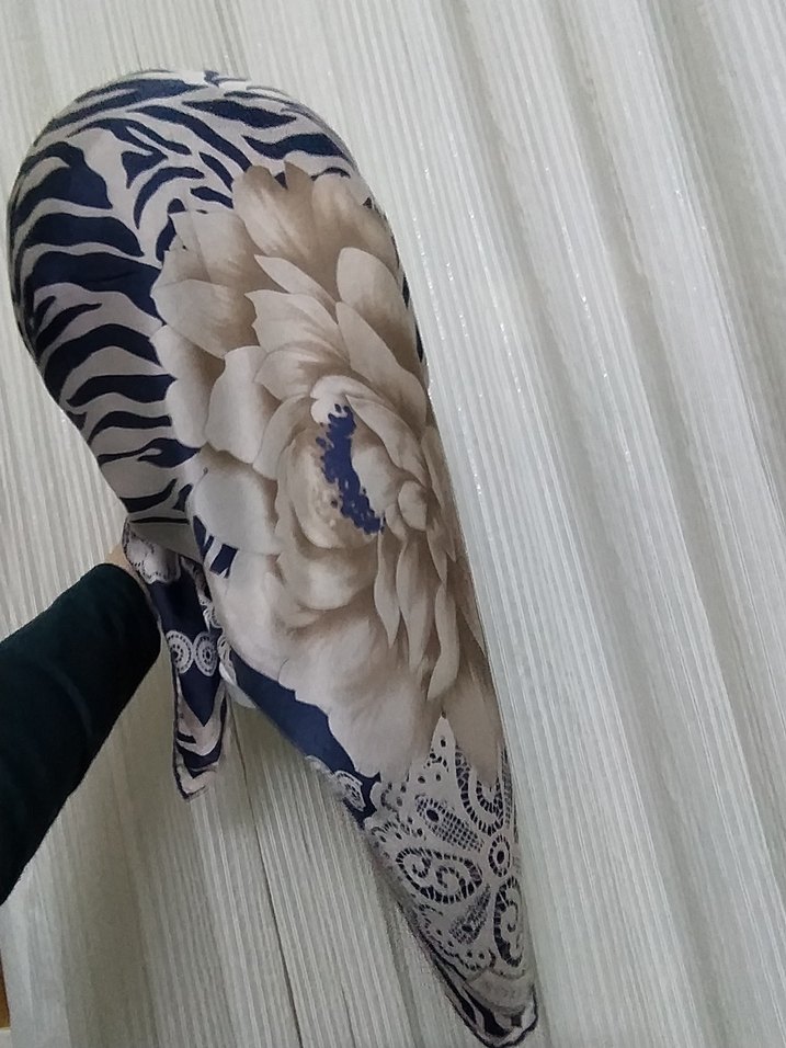 orijinal Vakko ipek eşarp - Görsel 2