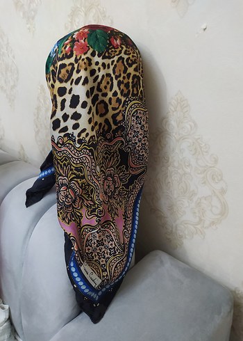 Pierre Cardin ipek eşarp