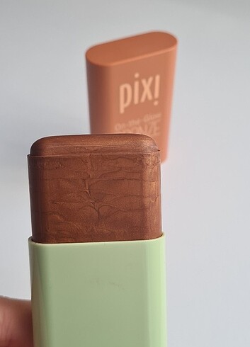 Pixi on the glow bronzer aydınlatıcı