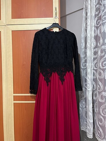 Siyah-bordo satılık abiye