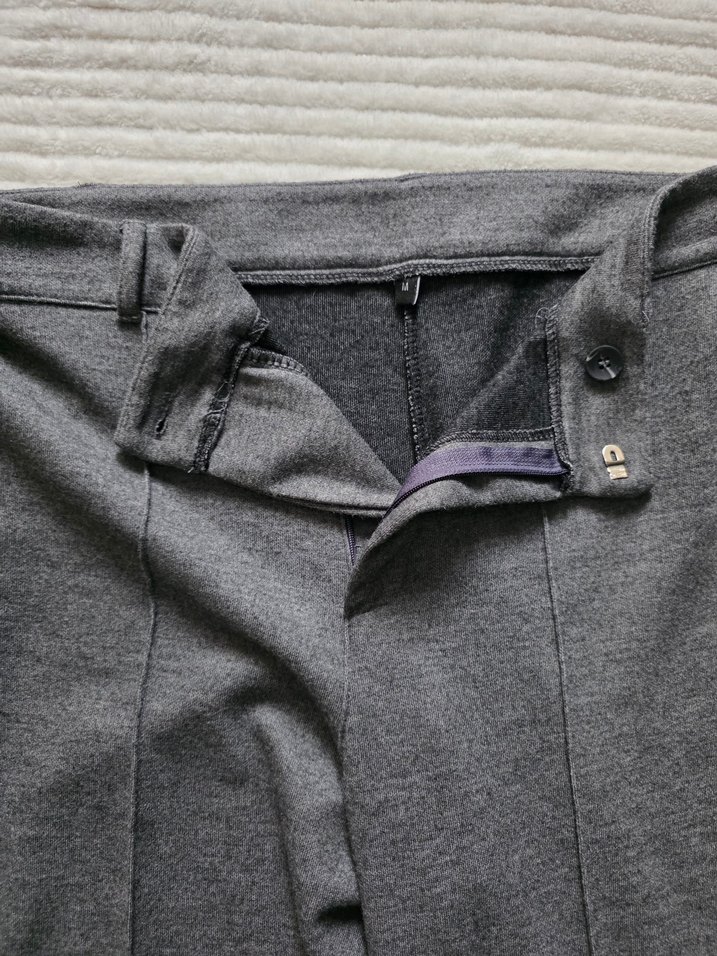 Gri Kemerli Kumaş Pantolon - Görsel 2