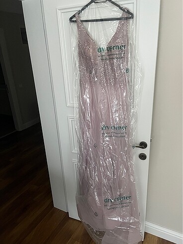 Oleg Cassini elbise - Görsel 4