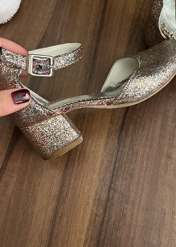 Parlak Dolgu Topuklu Bej Kadın Abiye Ayakkabı - Görsel 2