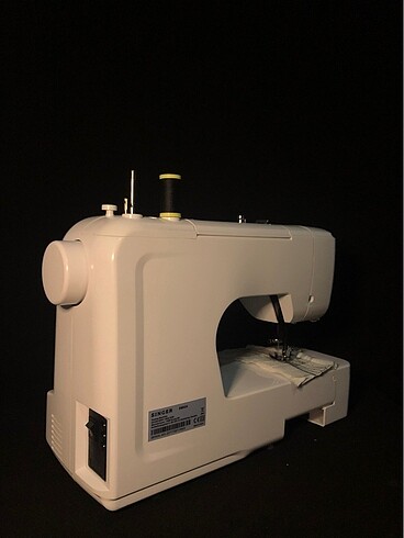 Beden Renk SİNGER sm024 dikiş makinesi