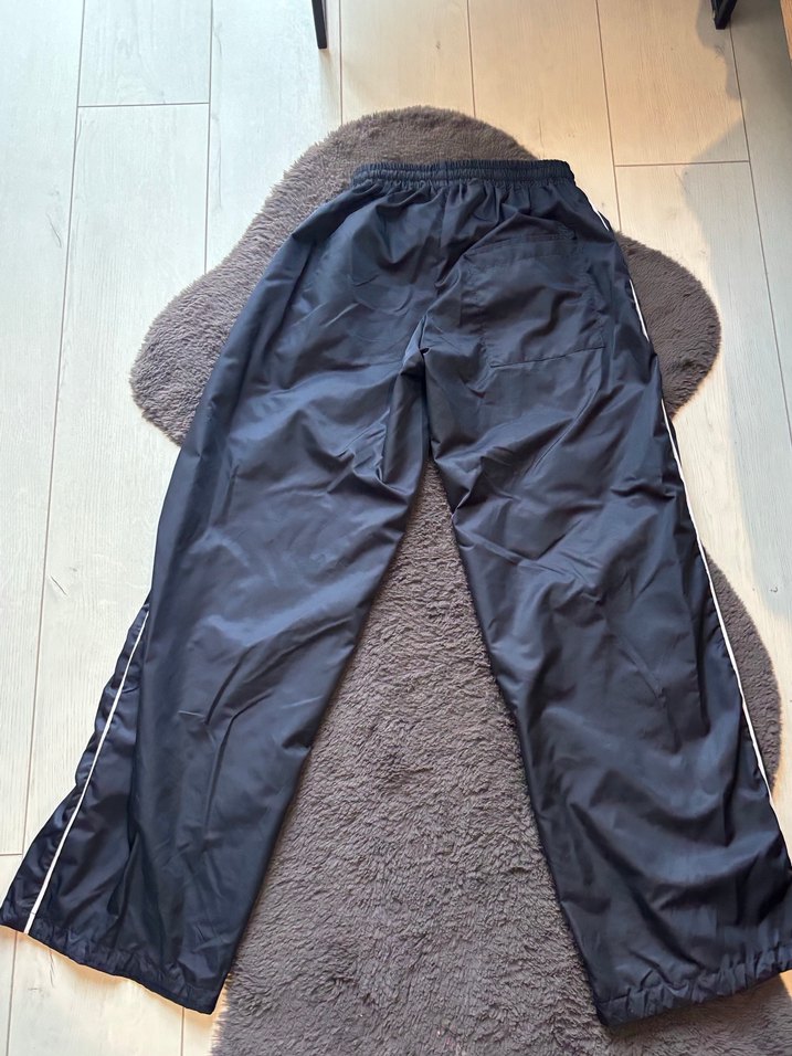 Geniş Kesim Mavi Paraşüt Kumaş Eşofman Altı Pantolon - Görsel 5