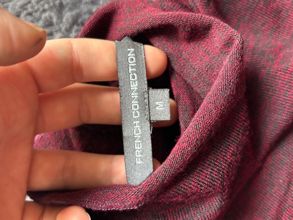 Bordo Vücudu Saran Boğazlı Y2K Elbise Yüksek Yakalı Midi Triko - Görsel 4