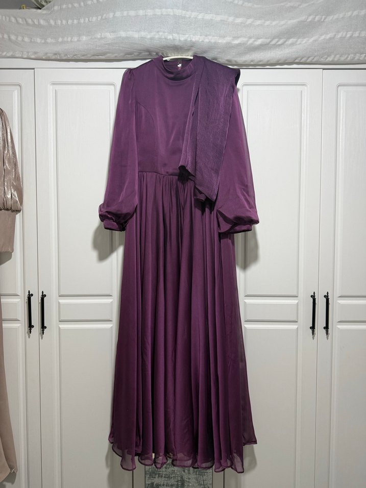 Uzun Kollu Mor Abiye Elbise - Görsel 2