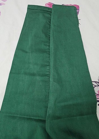 Kadın Yeşil Dar Kesim Midi Kumaş Pantolon - Görsel 3