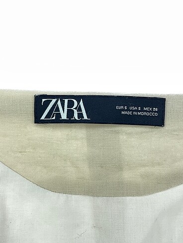 s Beden çeşitli Renk Zara Trenchcoat %70 İndirimli.