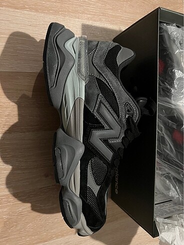 43 Beden siyah Renk Orjinal ithal New balance