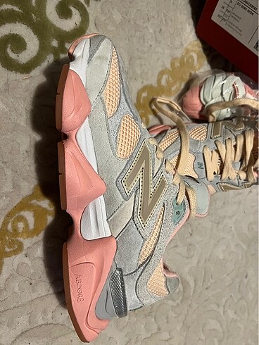 38 Beden New Balance 9060 inside voices kadın ayakkabı