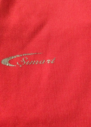 Kırmızı Atlet Spor Tişört - Görsel 3