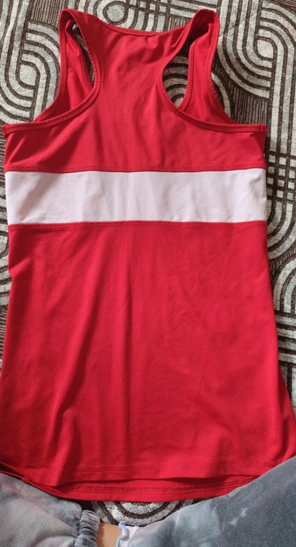 Kırmızı Atlet Spor Tişört - Görsel 4