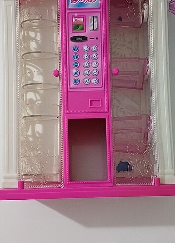  Beden Barbie dolabi