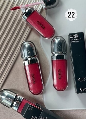 Beden Kiko Milano Lip Gloss