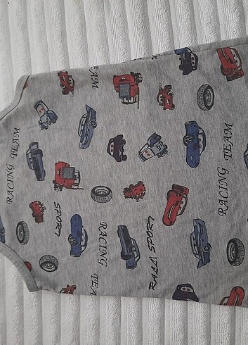 Erkek çocuk atlet - Görsel 2