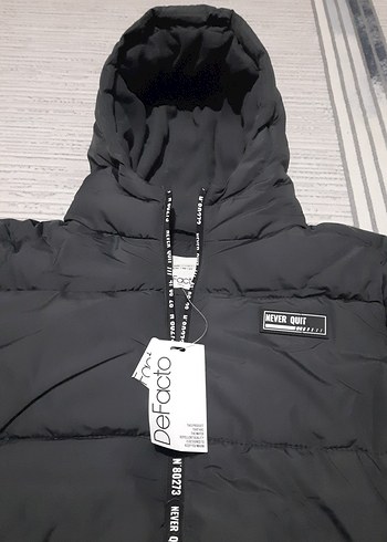 11-12 Yaş Beden Gri Kapüşonlu Erkek Çocuk Mont