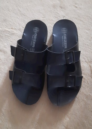 Siyah Minimalist Erkek Terlik - Görsel 2