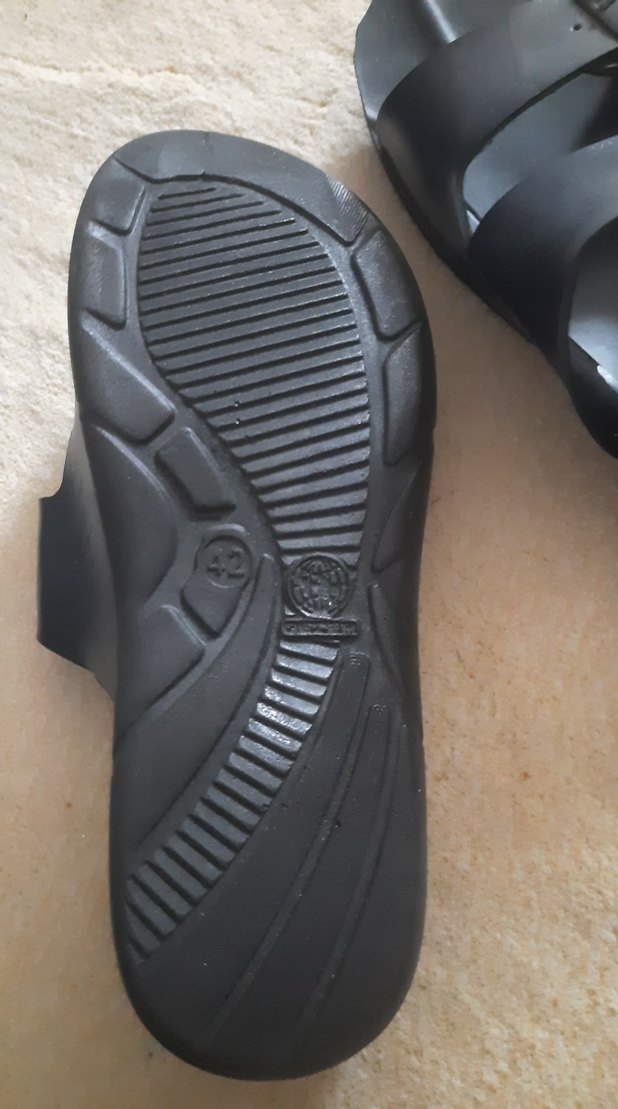 Siyah Minimalist Erkek Terlik - Görsel 4