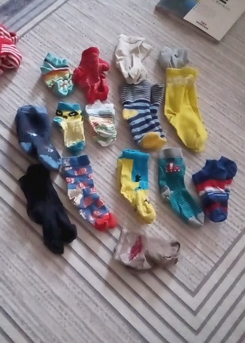 Çocuklar için Çok Renkli Çorap Seti - Görsel 2