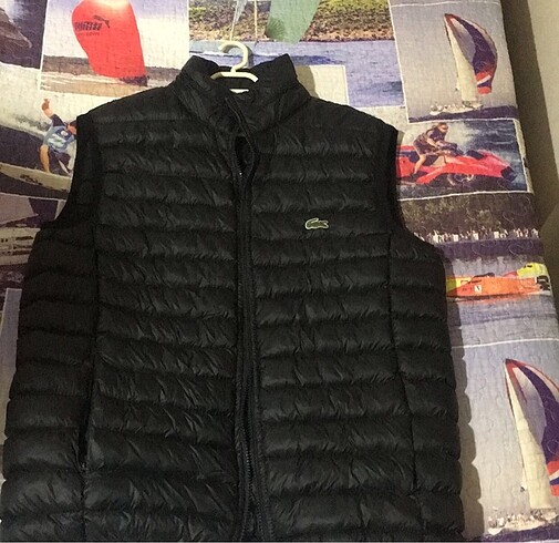 Lacoste yelek