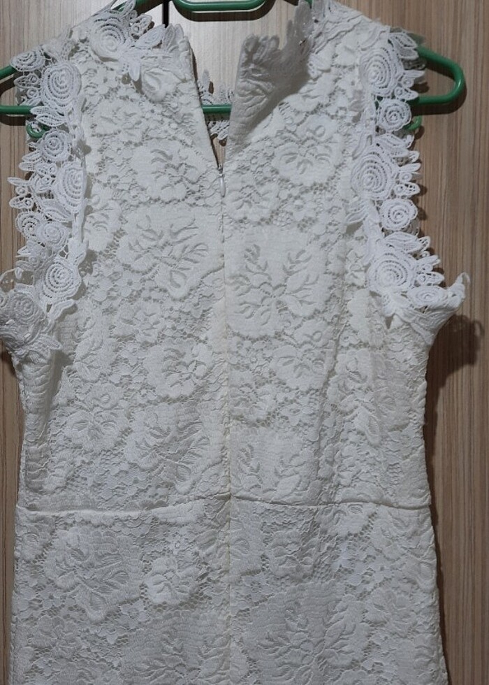 Beyaz Elbise - Görsel 3