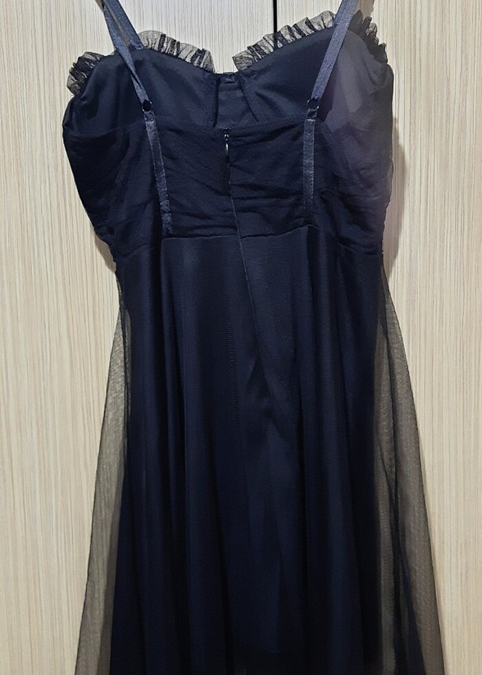 Siyah Elbise - Görsel 2