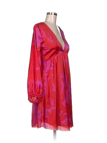 BSL FASHION BSL FASHION Kısa Elbise %70 İndirimli.