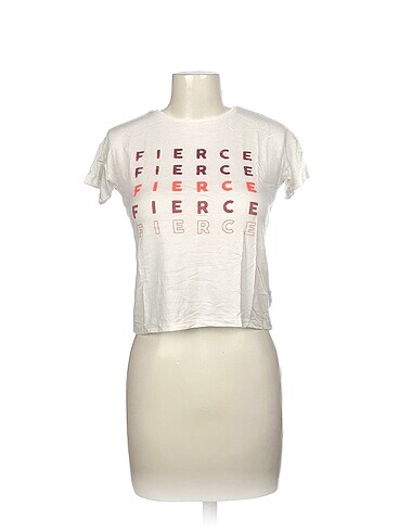 Marks & Spencer T-shirt %70 İndirimli.