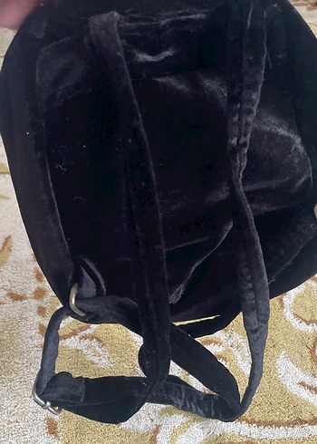 Siyah Kürklü İşlemeli Kadın Sırt Çantası - Görsel 5