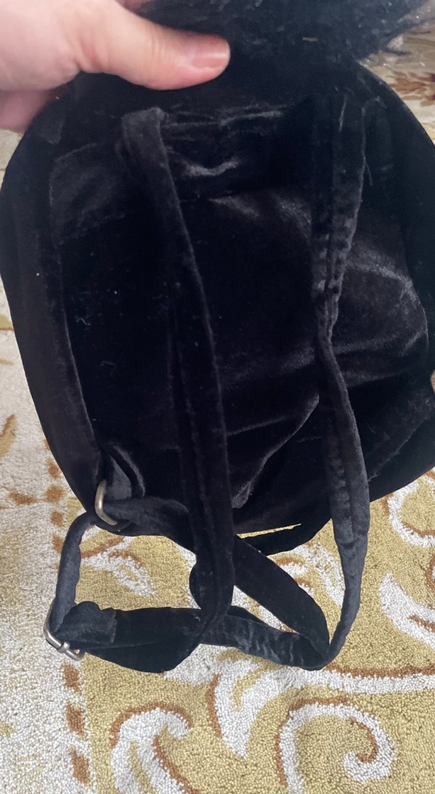 Siyah Kürklü İşlemeli Kadın Sırt Çantası - Görsel 5