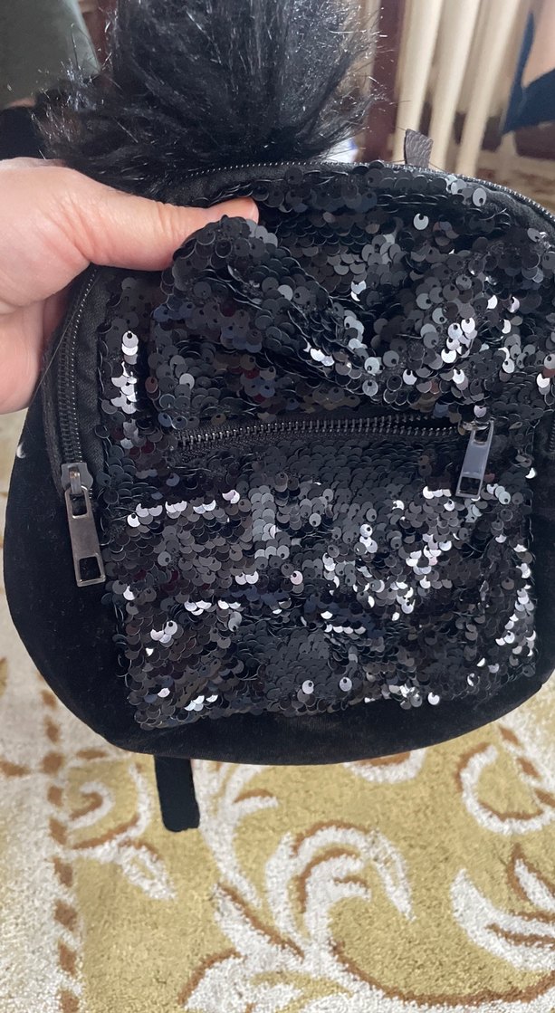 Siyah Kürklü İşlemeli Kadın Sırt Çantası - Görsel 3