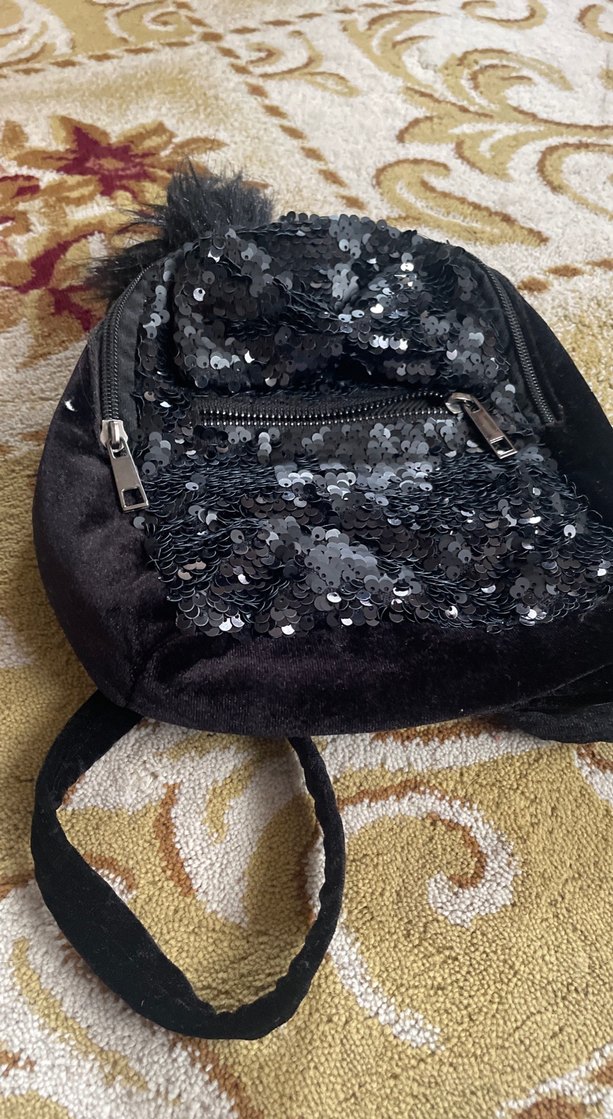 Siyah Kürklü İşlemeli Kadın Sırt Çantası - Görsel 2