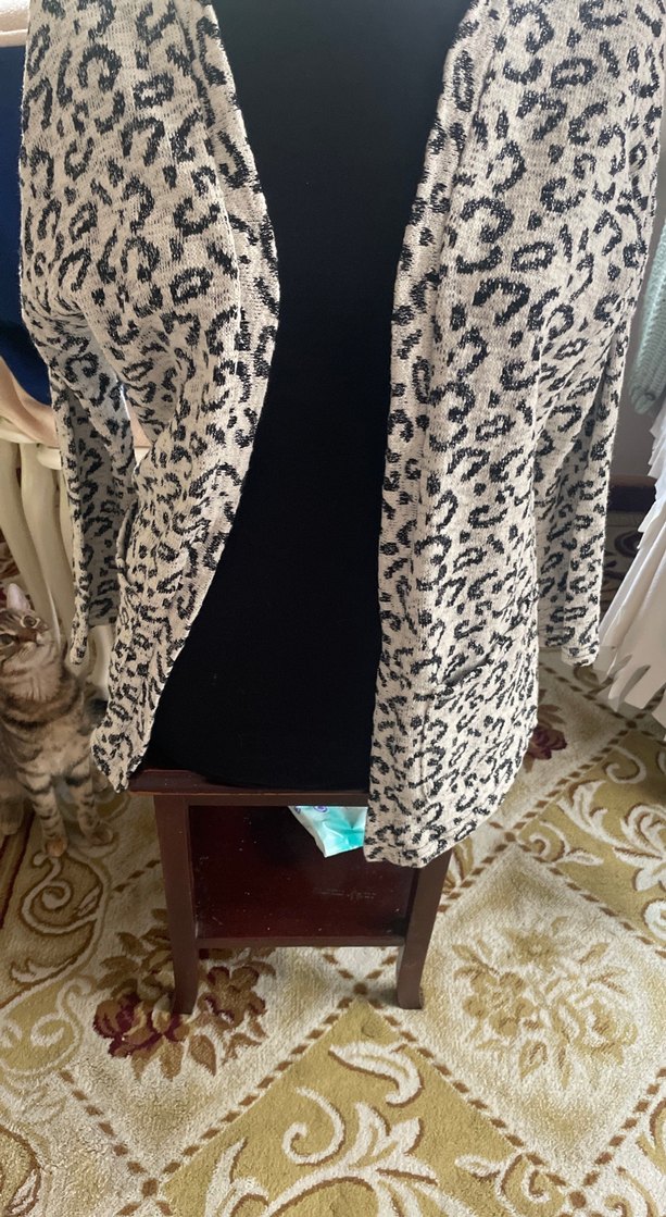 Gri Yılan Desenli Uzun Hamile Kabanı - Görsel 2