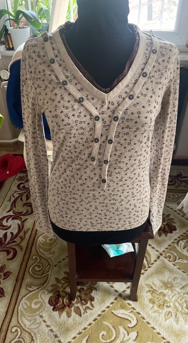 V Yaka Düğmeli Bej Bohem Triko Bluz - Görsel 2