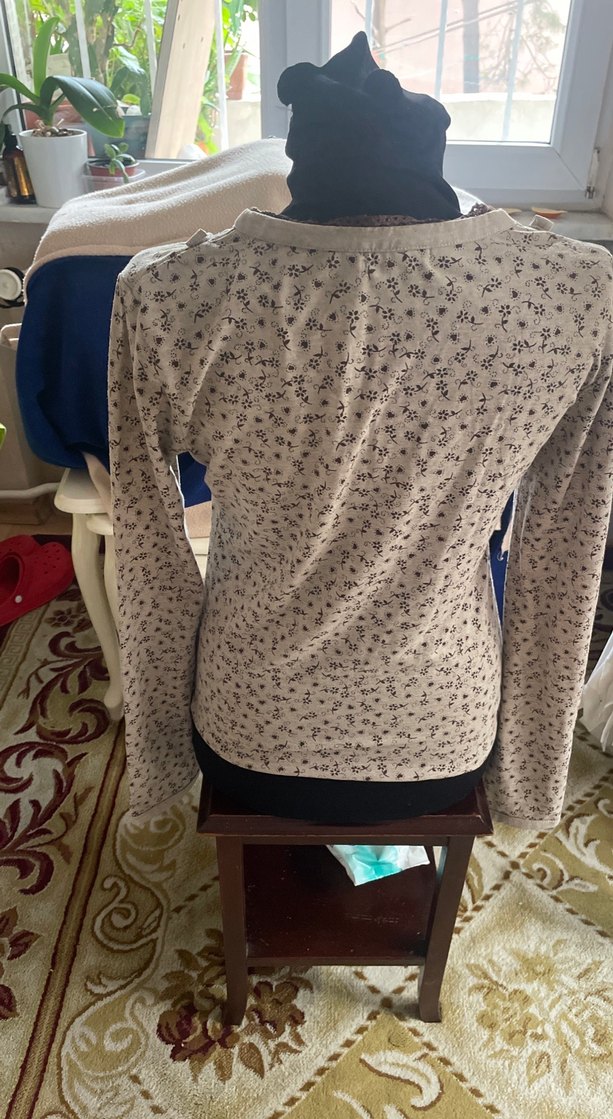 V Yaka Düğmeli Bej Bohem Triko Bluz - Görsel 4