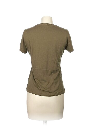 m Beden Diğer T-shirt %70 İndirimli.