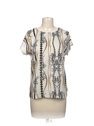 LC Waikiki T-shirt %70 İndirimli.